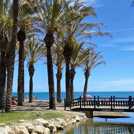 Stylish And Comfortable One Bedroom With Sea View