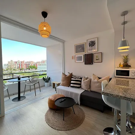 Stylish And Comfortable One Bedroom With Sea View Torremolinos