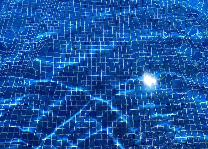 Stylish And Comfortable One Bedroom With Sea View