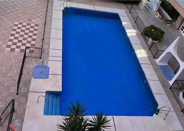 Stylish And Comfortable One Bedroom With Sea View *