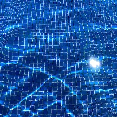 Stylish And Comfortable One Bedroom With Sea View