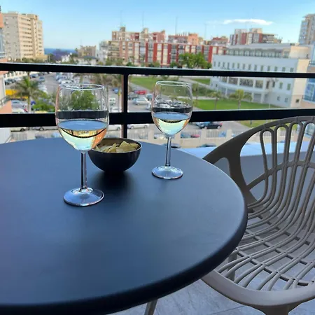 Διαμέρισμα Stylish And Comfortable One Bedroom With Sea View